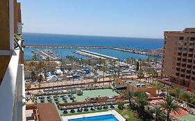 Primera Linea De Playa Y Vista Al Mar En Pyr Fuengirola Estudio